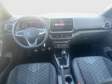 VW T-Cross R-Line TSI in 5W Rauchgrau Metallic