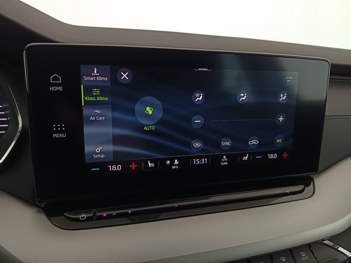 Škoda OCTAVIA Combi Ambition TDI | Bild 20 von 37