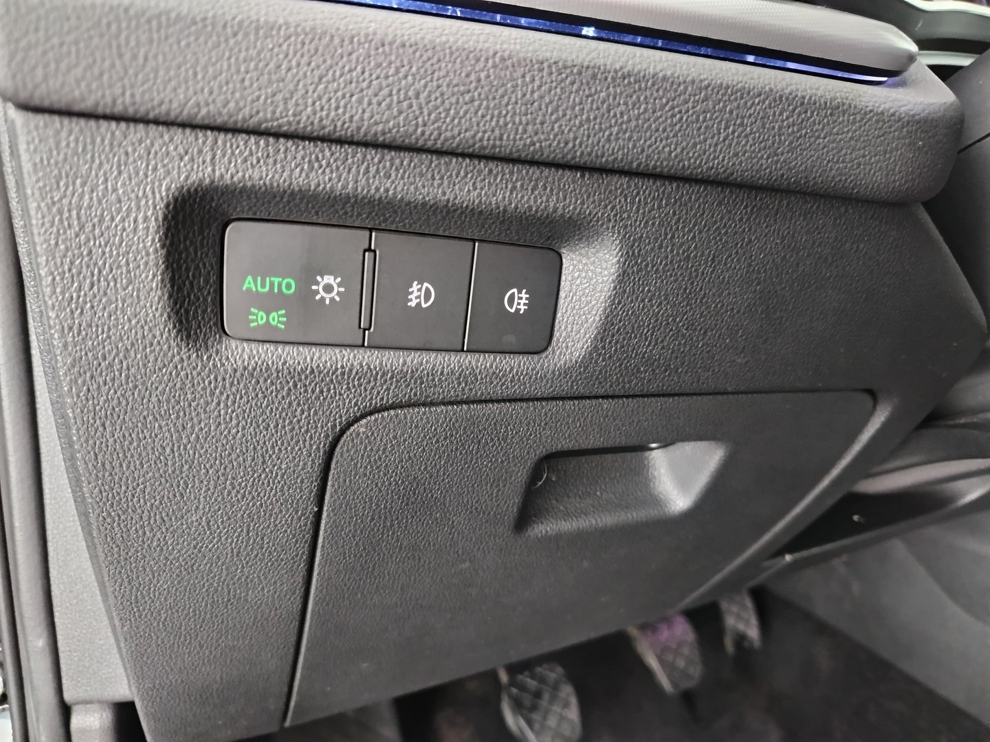 Škoda OCTAVIA Combi Ambition TDI | Bild 12 von 37