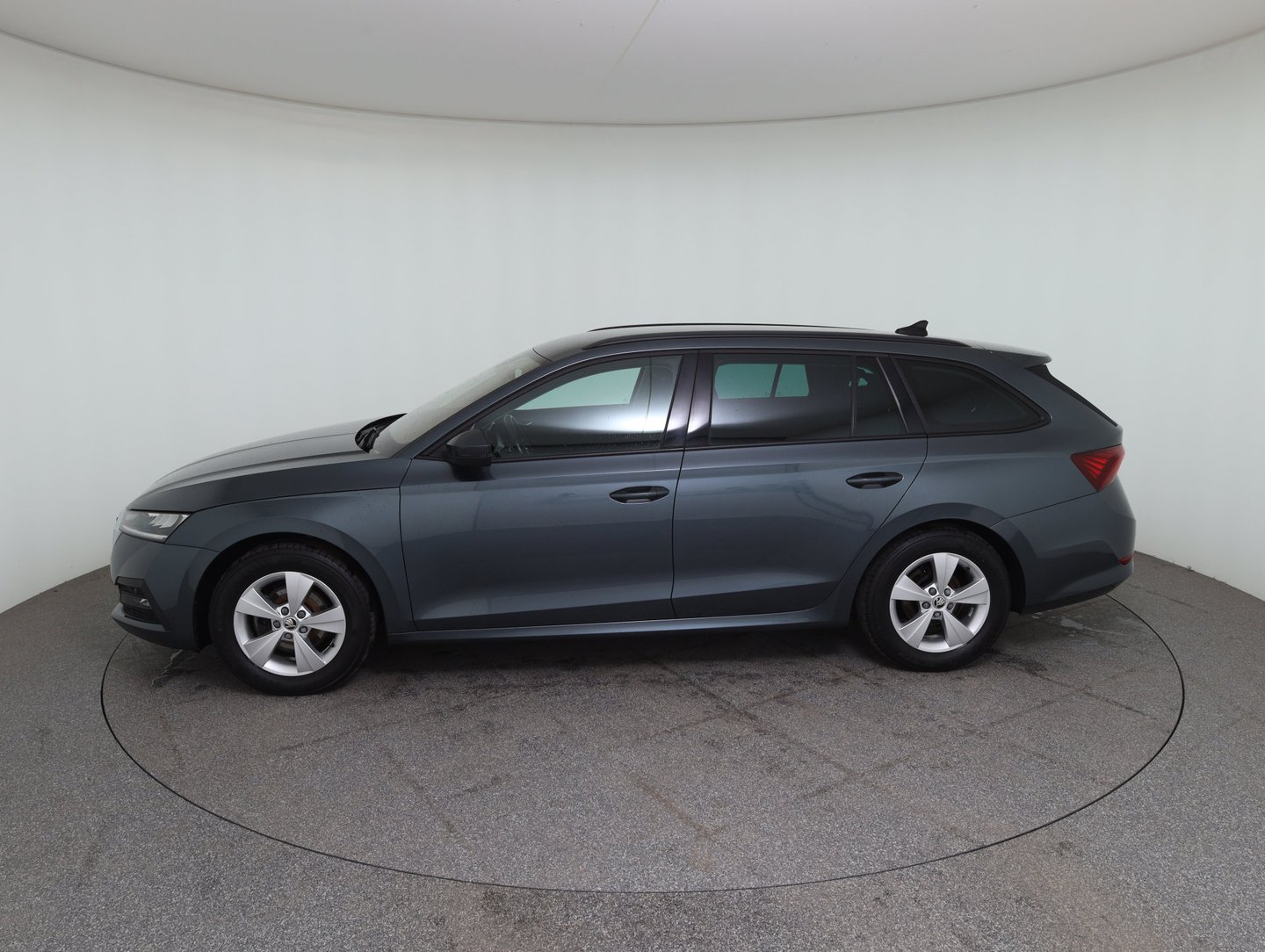 Škoda OCTAVIA Combi Ambition TDI | Bild 8 von 37