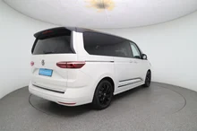 VW Multivan Edition ÜH eHybrid 180 kW 4M in Candyweiß/Dach Deepblack