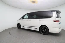 VW Multivan Edition ÜH eHybrid 180 kW 4M in Candyweiß/Dach Deepblack