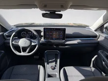 VW T-Roc Life eTSI DSG in Grenadillschwarz Metallic