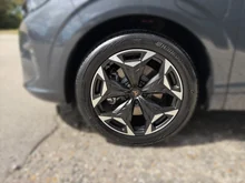 CUPRA Terramar e-HYBRID 204 PS DSG in Tambora-Grau Metallic
