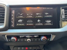 Audi A1 Sportback 25 TFSI intense in Mythosschwarz Metallic