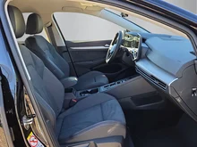 VW Golf Rabbit mHEV DSG in Grenadillschwarz Metallic