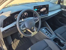 VW Golf Rabbit mHEV DSG in Grenadillschwarz Metallic