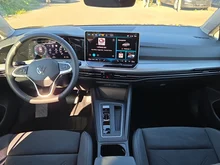 VW Golf Rabbit mHEV DSG in Grenadillschwarz Metallic