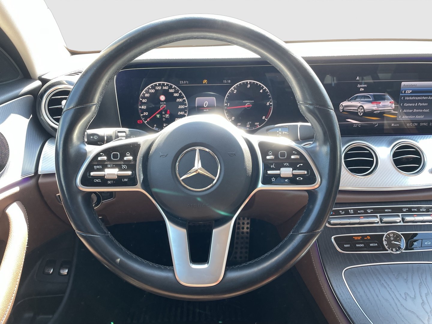 Mercedes E 200 d T Austria Edition Aut. | Bild 12 von 29
