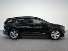 Škoda Enyaq 80 in Black-Magic Perleffekt