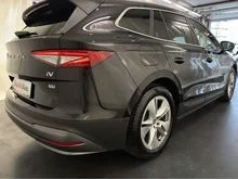 Škoda Enyaq 80 in Black-Magic Perleffekt
