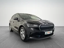 Škoda Enyaq 80 in Black-Magic Perleffekt