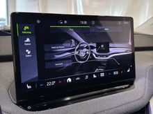 Škoda Enyaq 80 in Black-Magic Perleffekt