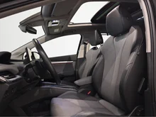 Škoda Enyaq 80 in Black-Magic Perleffekt
