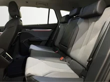Škoda Enyaq 80 in Black-Magic Perleffekt