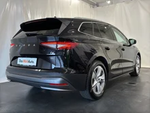 Škoda Enyaq 80 in Black-Magic Perleffekt