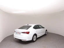 Škoda Octavia Selection TSI in Moon-Weiß Metallic