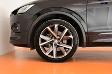 SEAT Tarraco FR 2.0 TDI DSG 4Drive in Edel-Schwarz Met.