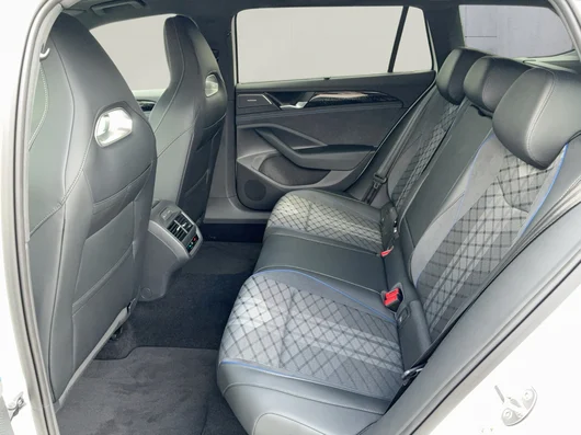 Bild eines VW Passat Variant Sport eTSI DSG