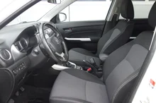 Suzuki Vitara 1,6 DDiS 4WD GL Shine in weiß
