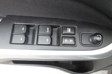 Suzuki Vitara 1,6 DDiS 4WD GL Shine in weiß