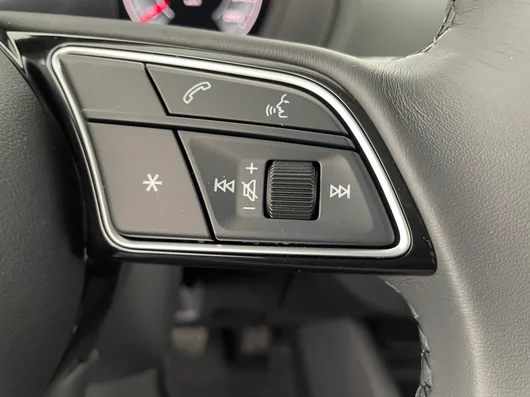 Bild eines Audi Q2 30 TFSI admired