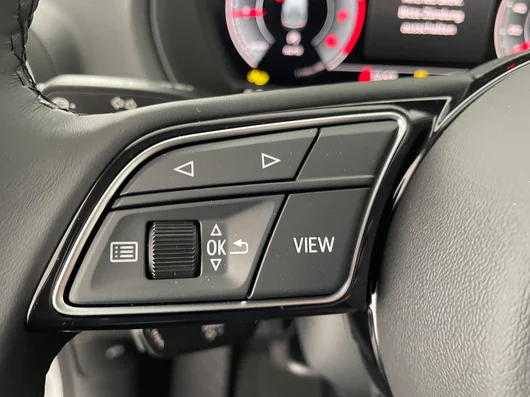 Bild eines Audi Q2 30 TFSI admired