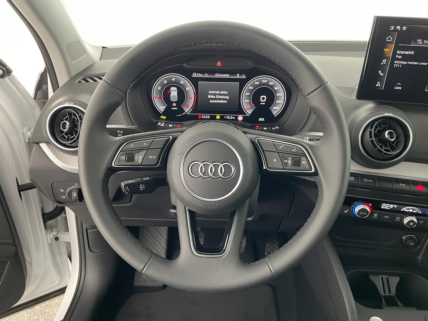 Bild eines Audi Q2 30 TFSI admired