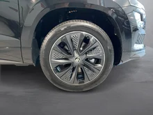 Škoda Karoq Sportline TSI DSG ACT in Black-Magic Perleffekt