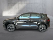 Škoda Karoq Sportline TSI DSG ACT in Black-Magic Perleffekt