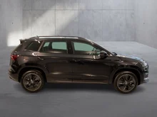 Škoda Karoq Sportline TSI DSG ACT in Black-Magic Perleffekt