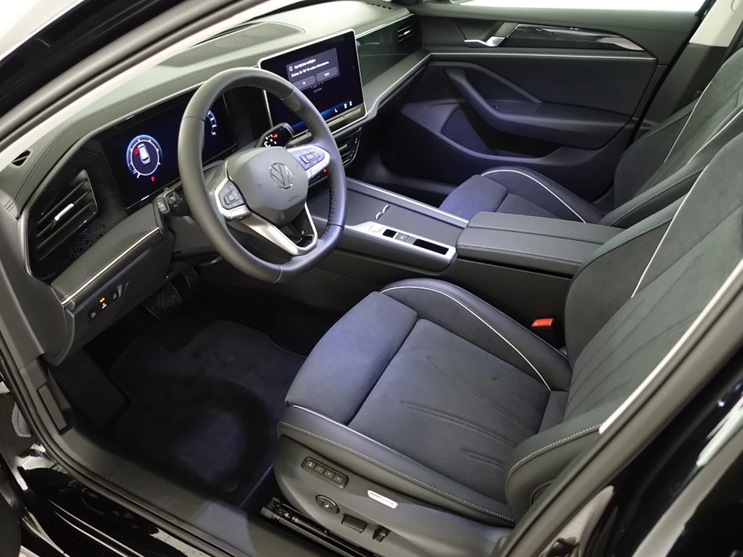 Bild eines VW Passat Variant Business TDI DSG