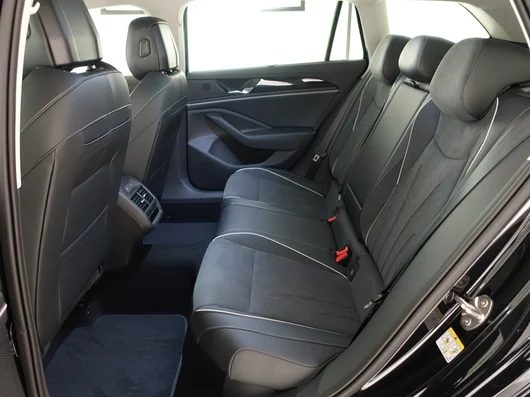 Bild eines VW Passat Variant Business TDI DSG