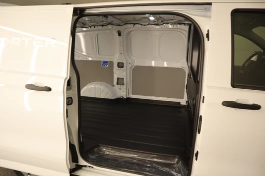 Bild eines e-Transporter Kastenwagen 100 kW