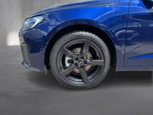Thumbnail-Foto von Fahrzeug