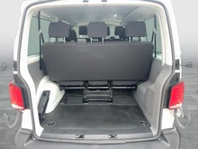VW Transporter Kombi TDI in Candyweiß