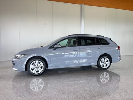 VW Golf Variant Life TSI