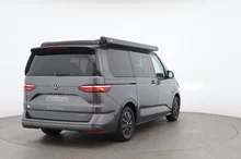 VW California Beach Camper eHyb. 180 kW 4M in Indiumgrau Met./Dach Deepblack Perleff.