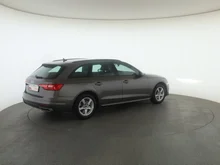 Audi A4 Avant 30 TDI in terragrau metallic