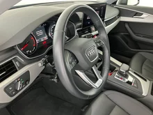 Audi A4 Avant 30 TDI in terragrau metallic