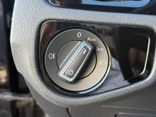 VW Golf GTI Performance DSG in 2T Deep Black Perleffekt