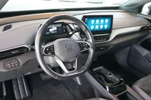 VW ID.4 Pro Performance 150 kW in Mangangrau Metallic Dach Schwarz