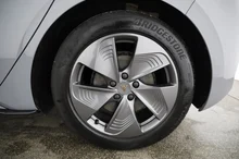 CUPRA Born 58/62 150kW/204PS in VAPOR-GRAU