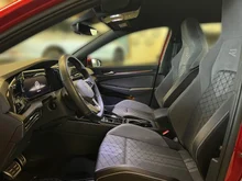 VW Golf Variant R-Line TDI DSG in Kings Red Metallic