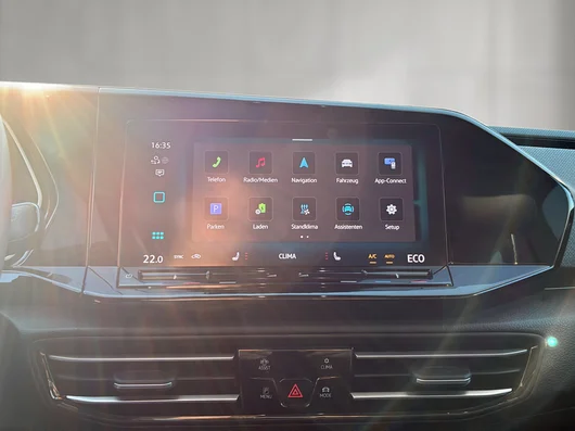 Bild eines VW Caddy Dark Label eHybrid 110 kW