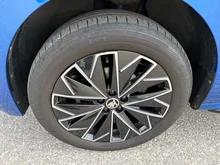 Škoda Kamiq Monte Carlo TSI ACT DSG in Race-Blau Metallic