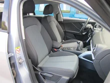 Audi Q2 35 TFSI Design in florettsilber metalic