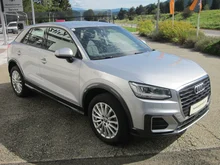 Audi Q2 35 TFSI Design in florettsilber metalic