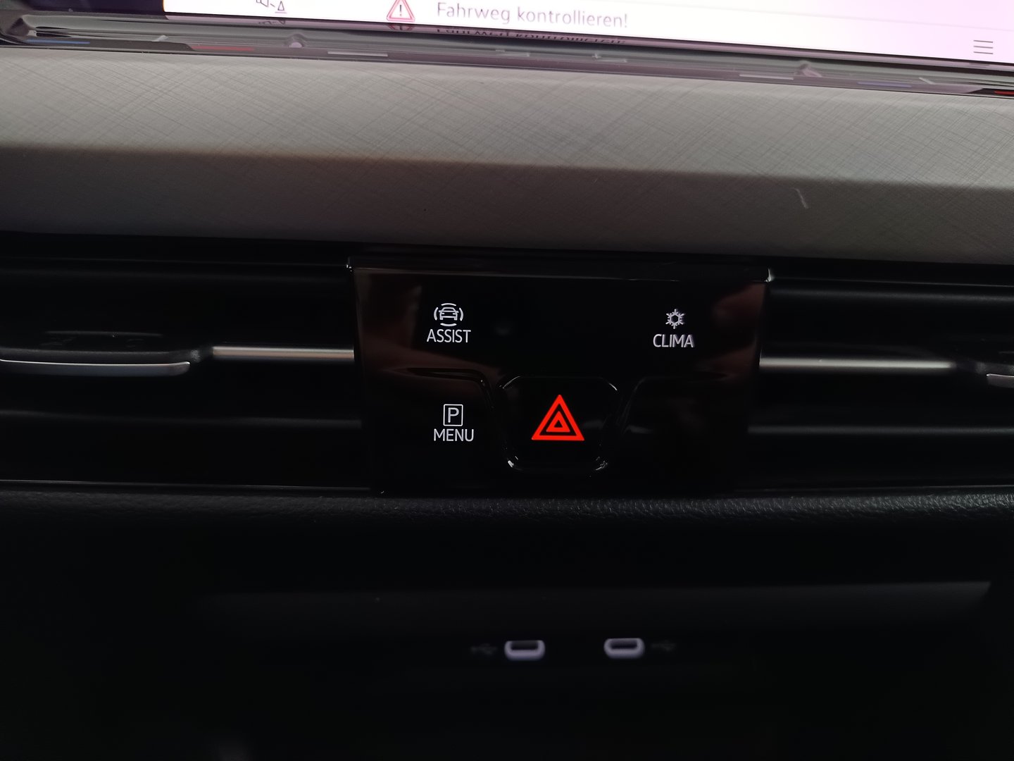 VW Golf Variant Life TDI | Bild 29 von 35