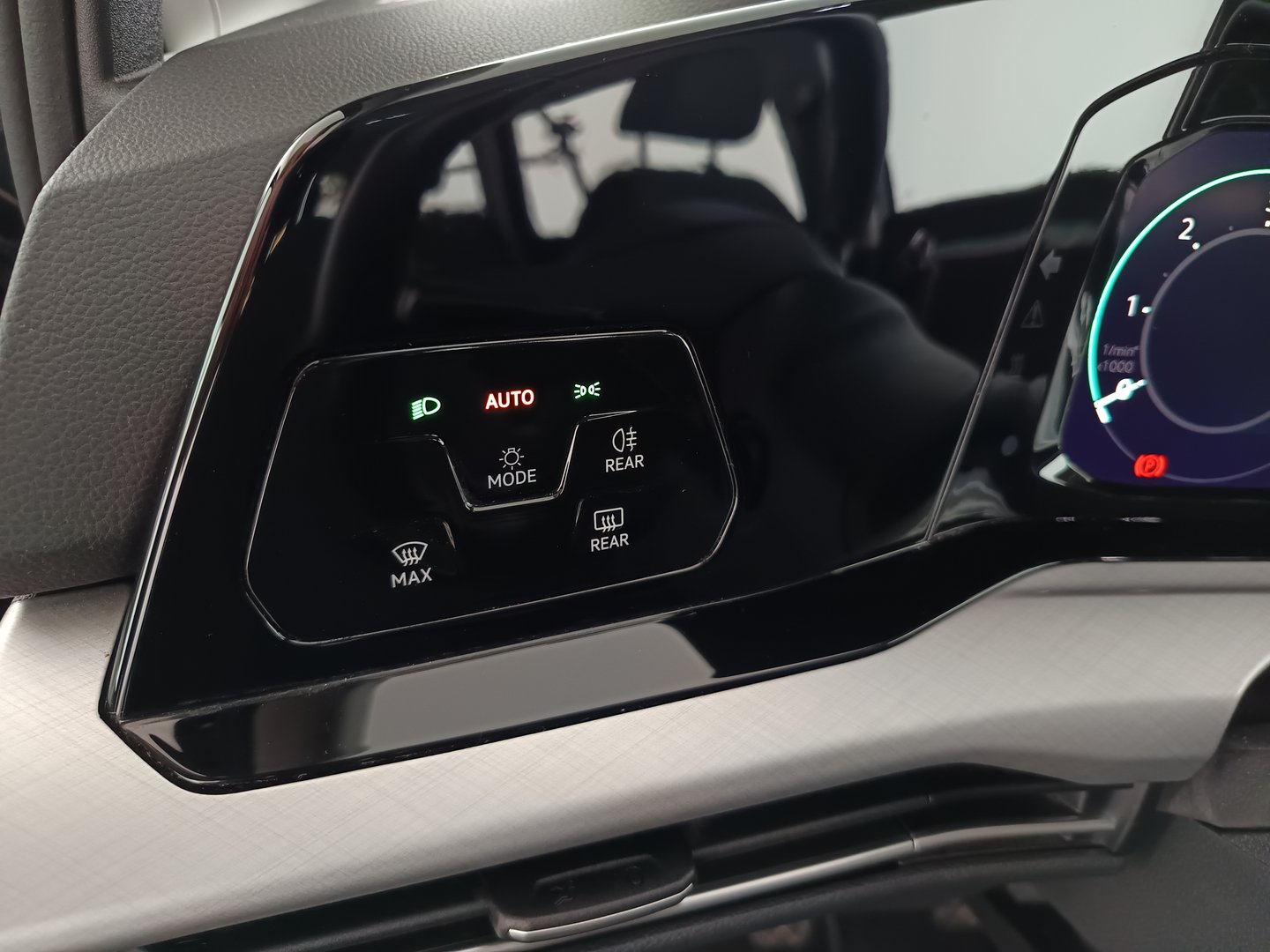 VW Golf Variant Life TDI | Bild 12 von 35
